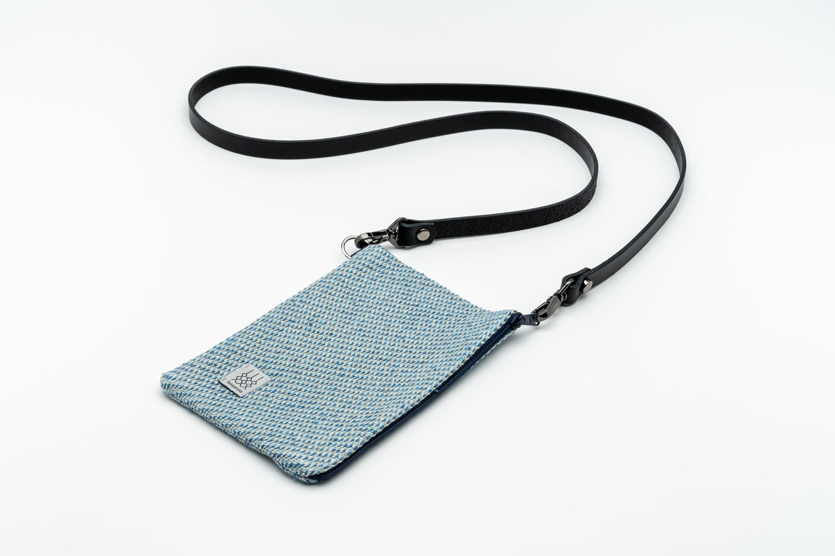 Allegra - Handytäschlein Hellblau