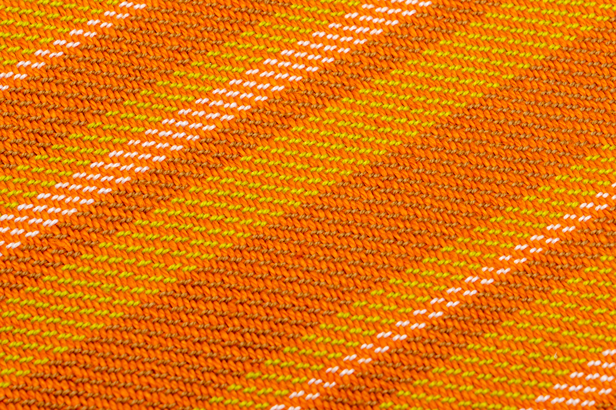 Etui-Orange-Detail-Low-Res-01