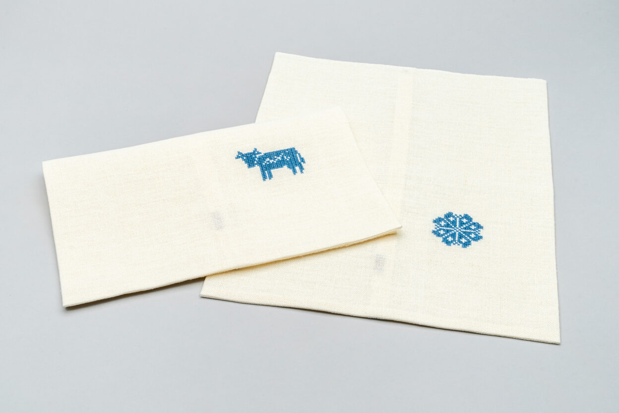 munt-pitschen-kuh-blume-blau-low-res-01