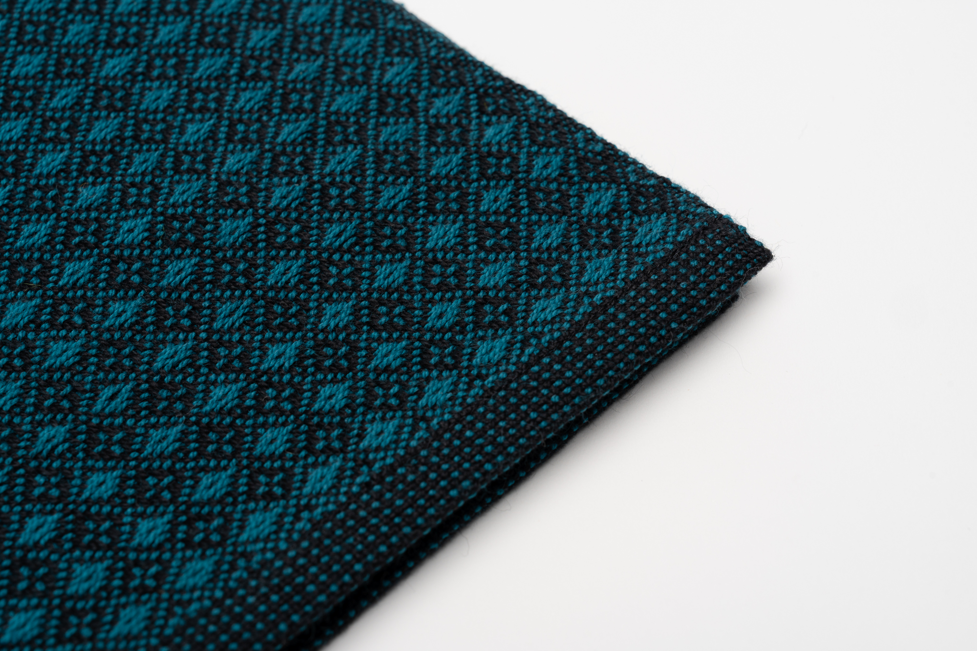 Tea-Fondada-Sdratsch-Petrol-Low-Res-02 Tea-Fondada-Sdratsch-Petrol-Low-Res-02