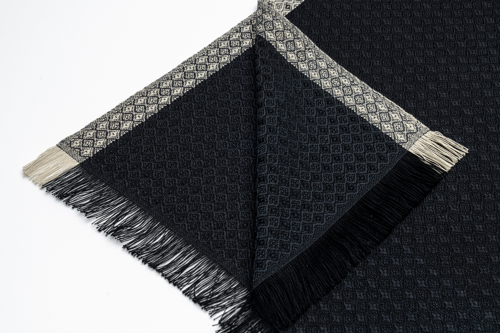 Pachific-Hamamtuch-Anthrazit-Low-Res-03