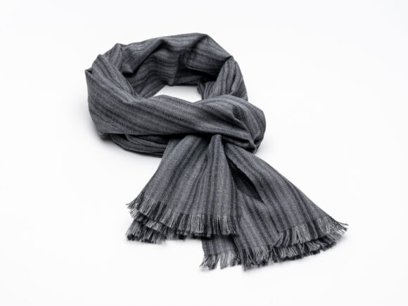 Andrea – Merino-Schal Grau