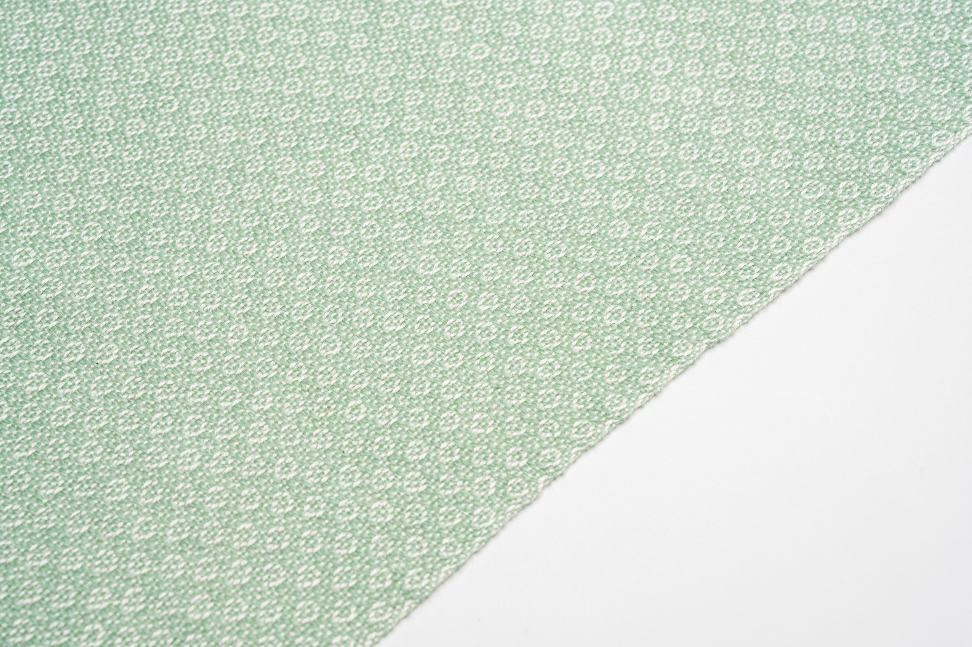 Champiunessa-Schal-Salbei-Low-Res-03 Champiunessa-Schal-Salbei-Low-Res-03