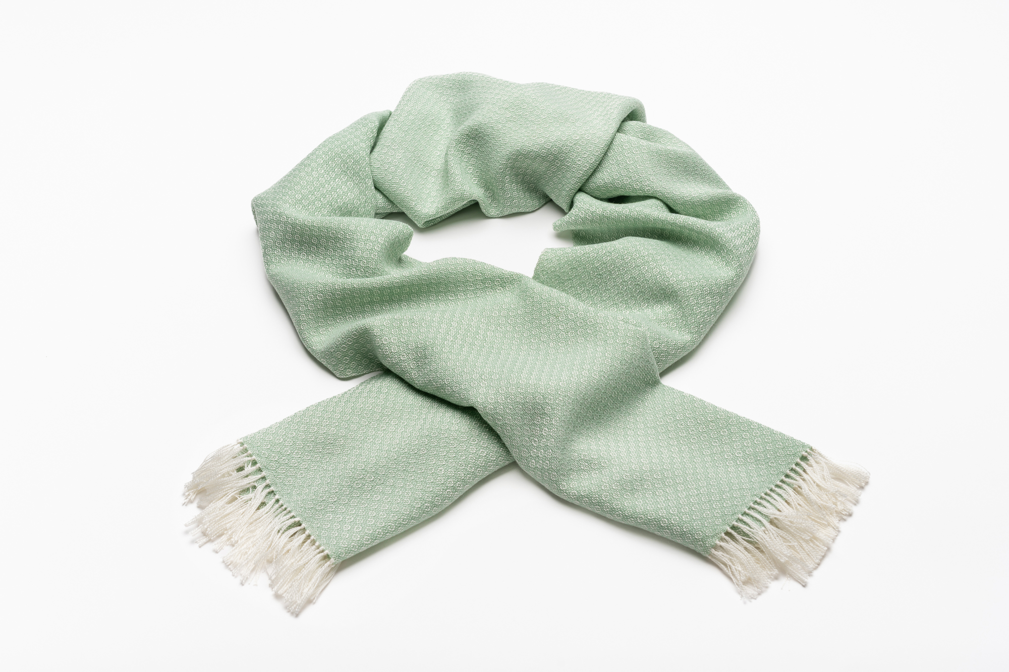 Champiunessa-Schal-Salbei-Low-Res-04 Champiunessa-Schal-Salbei-Low-Res-04