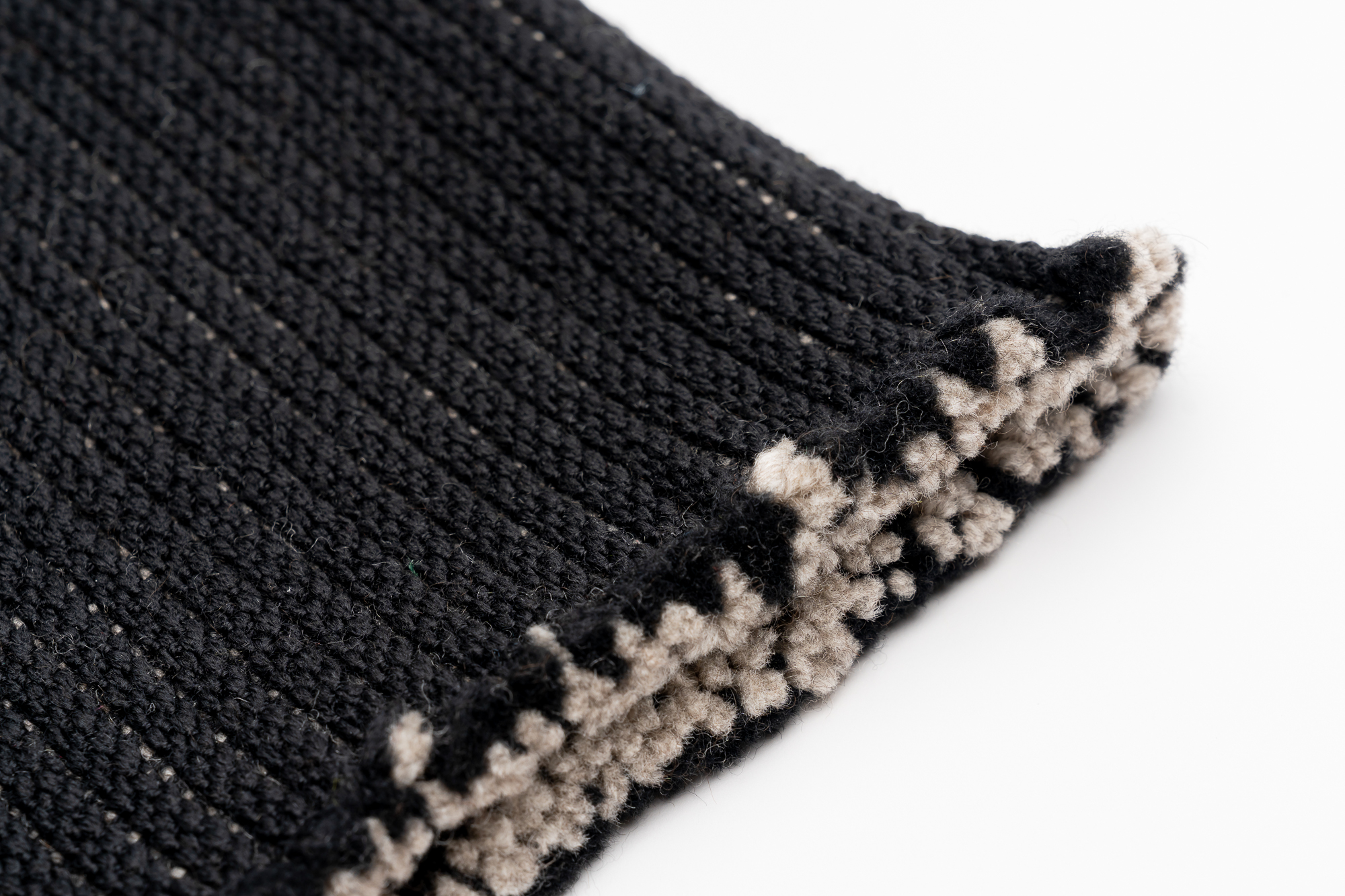 Gianna-Gian-Luzia-Luzian-Grau-Schwarz-Low-Res-02 Gianna-Gian-Luzia-Luzian-Grau-Schwarz-Low-Res-02