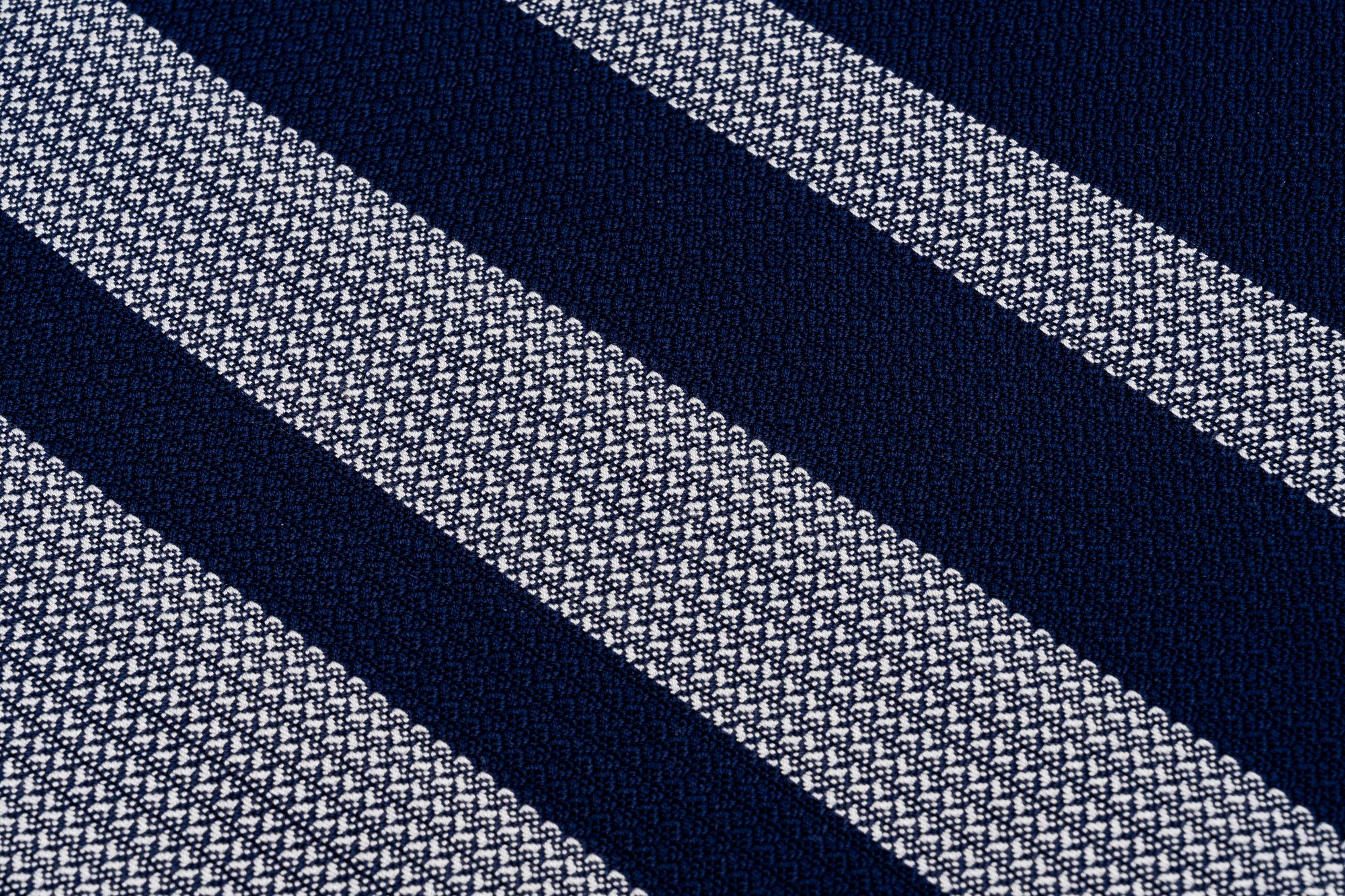 Luisa-Fibonacci-Blau-Silber-Low-Res-02