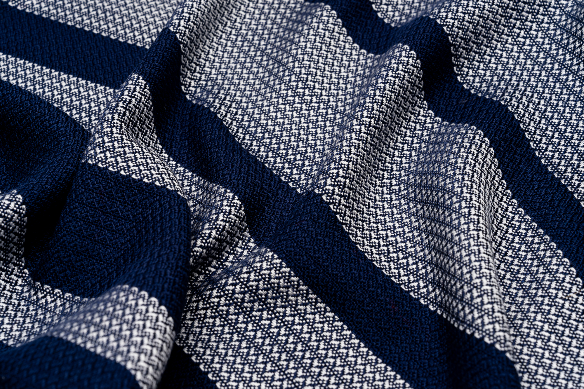 Luisa-Fibonacci-Blau-Silber-Low-Res-05