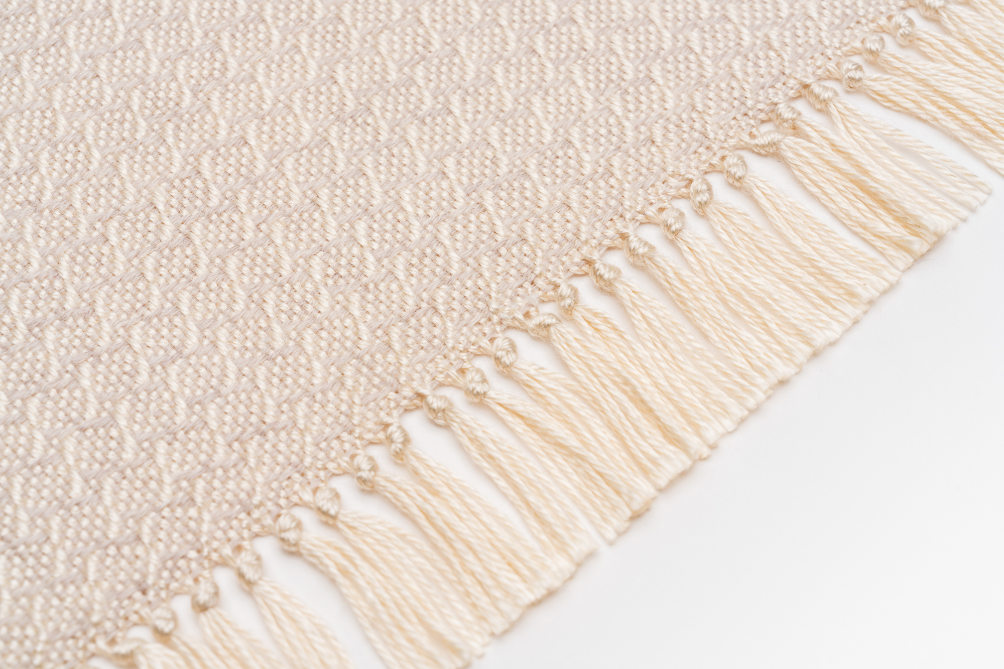 Chatrina-Schal-Beige-Low-Res-02