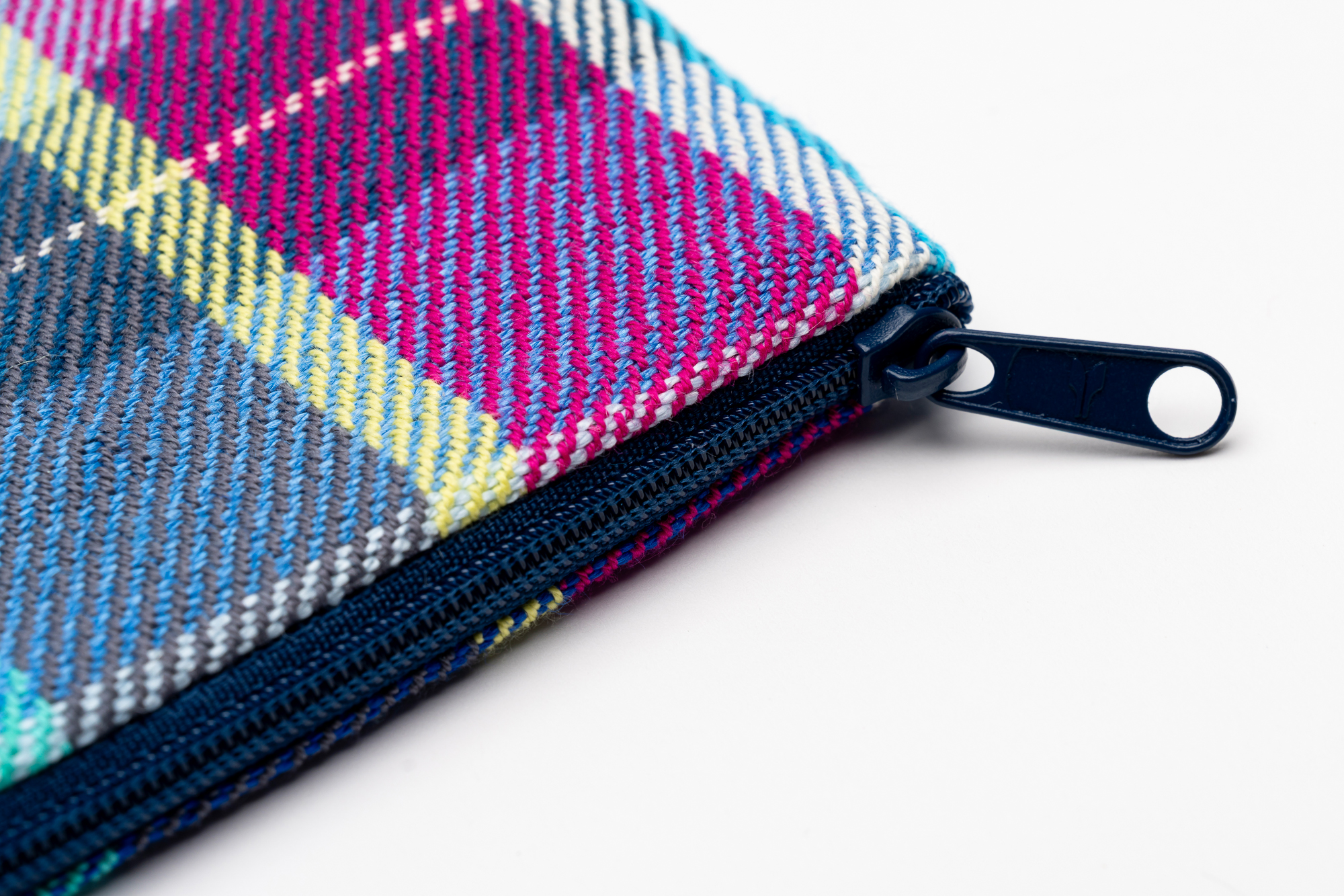 Rosa-Mini-Bellezza-Blau-Low-Res-05