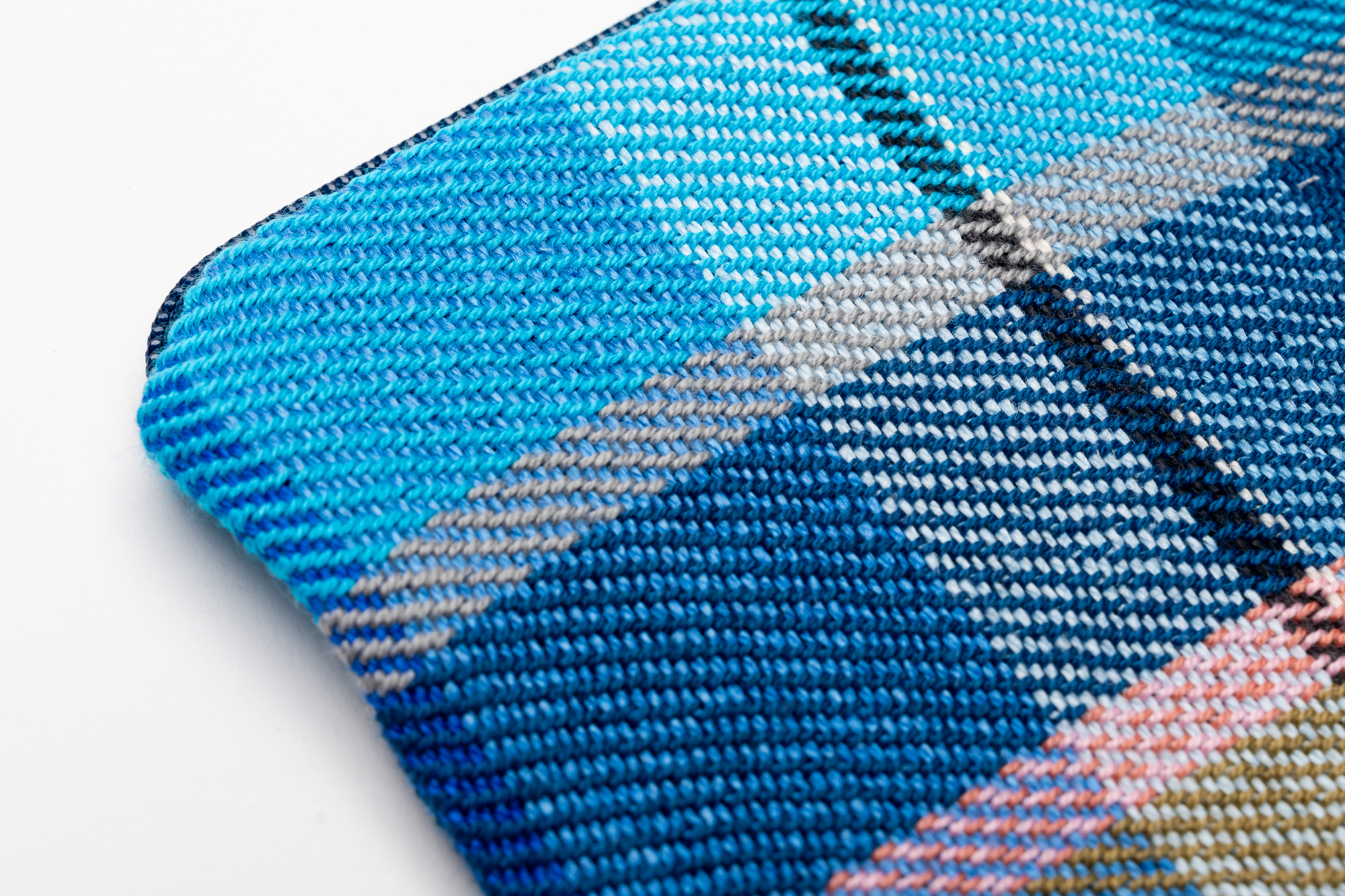 Ursin-Buorsa-Blau-Low-Res-02