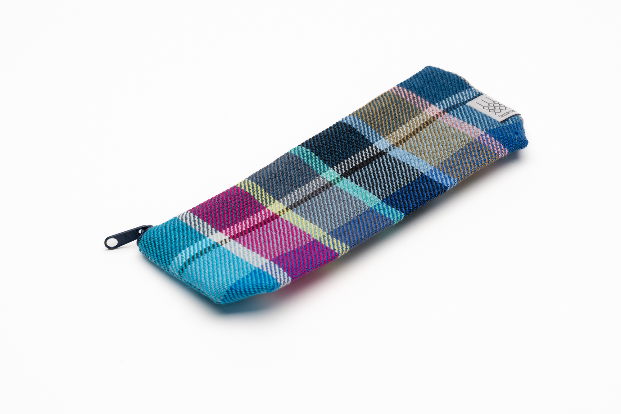 Brida-Etui-Karo-Blau-Low-Res-08