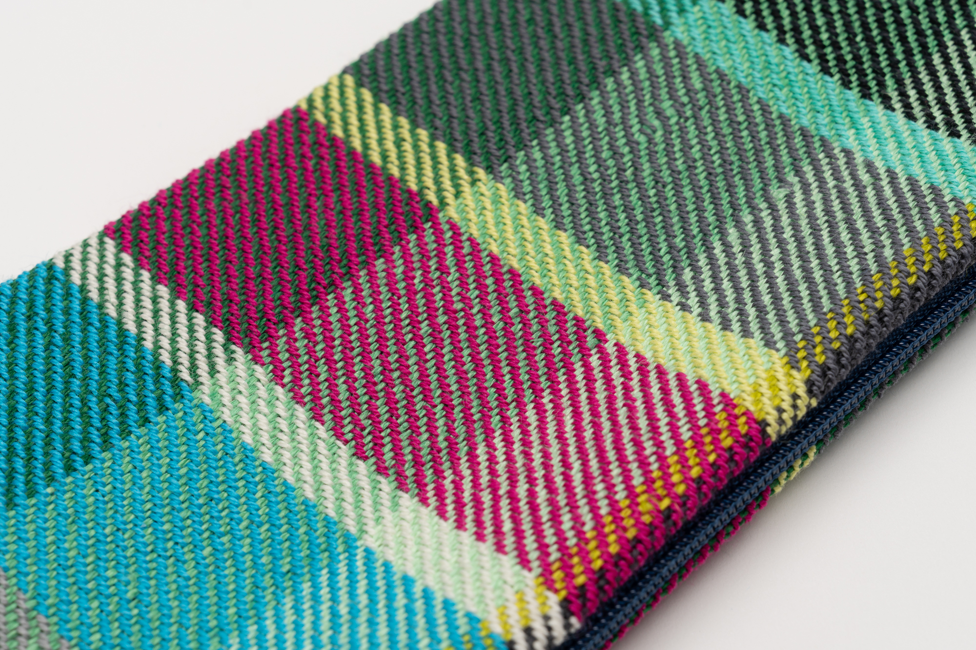 Brida-Etui-Karo-Grün-Low-Res-03