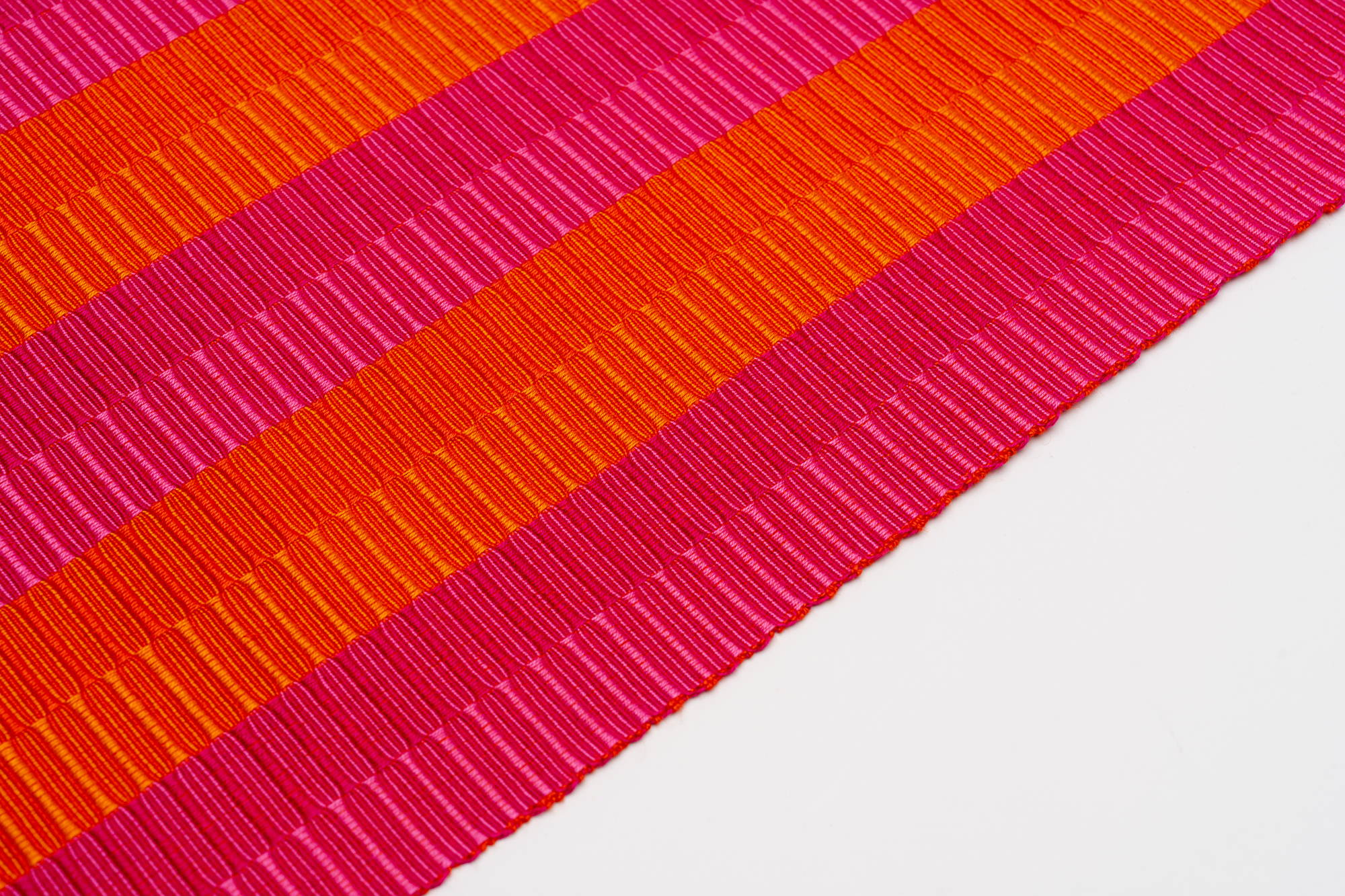 Festival-da-culurs-Partnerset-Pink-Orange-Low-Res-04