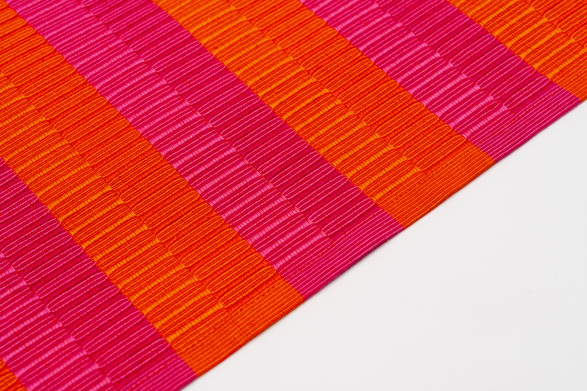 Festival-da-culurs-Partnerset-Pink-Orange-Low-Res-05