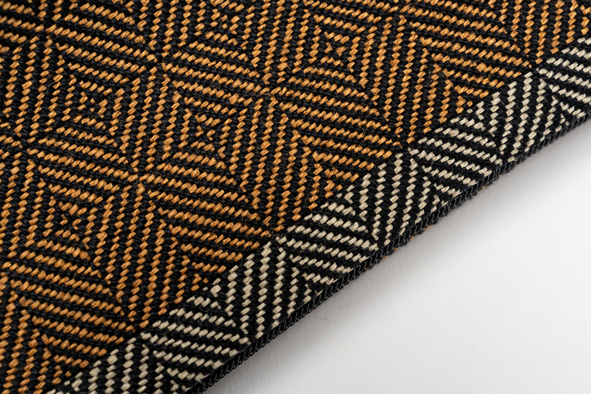 Flavia-Etui-Tessanda-Low-Res_YB_6197