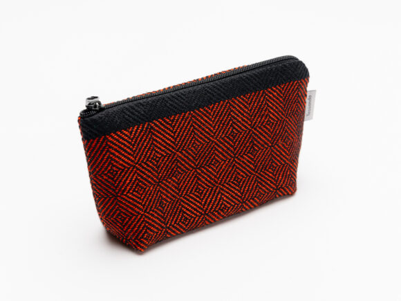 Flavia – Etui mit Boden Schwarz-Mohn