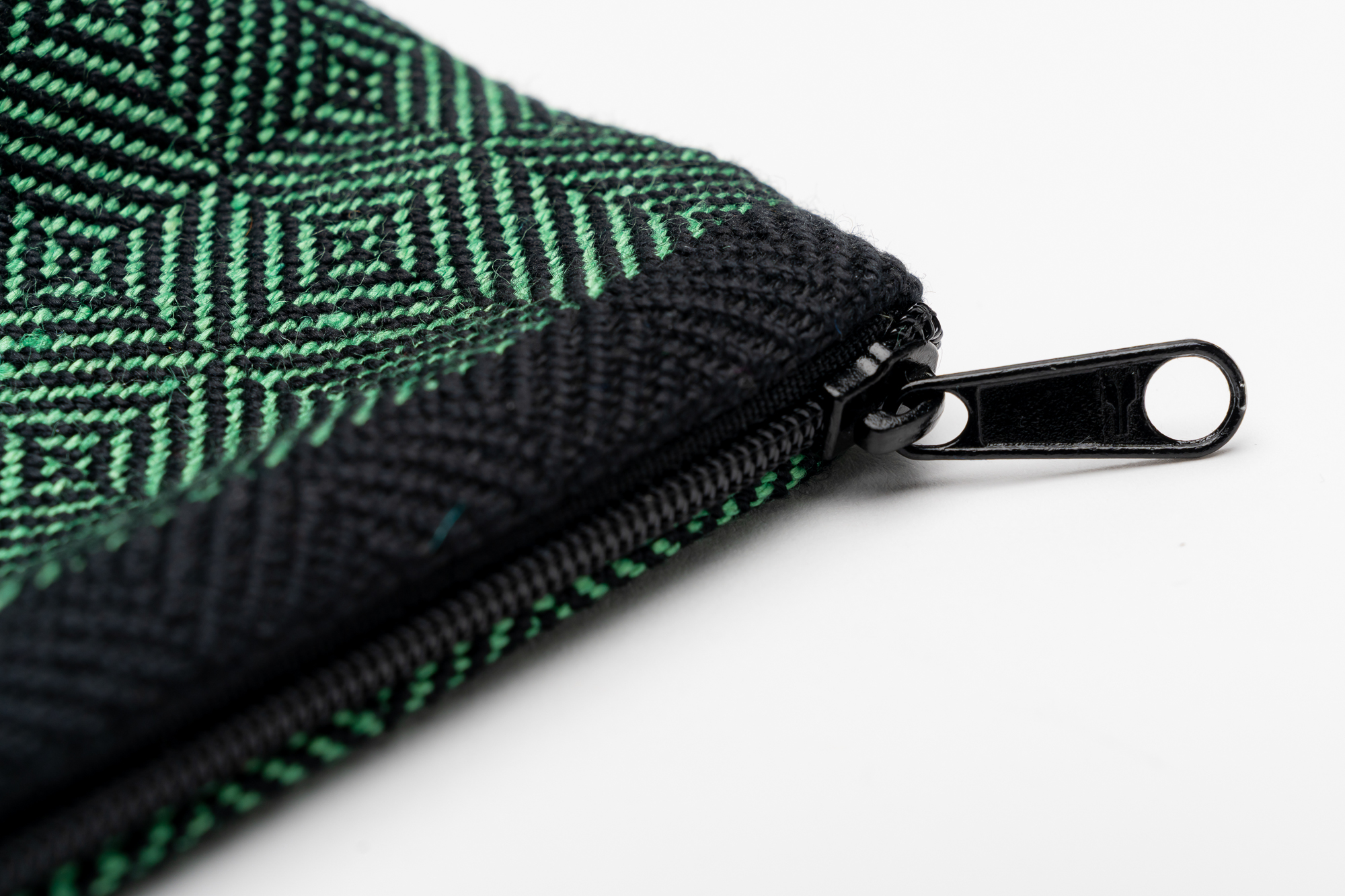 Flora-Etui-Tessanda-Low-Res_YB_6026