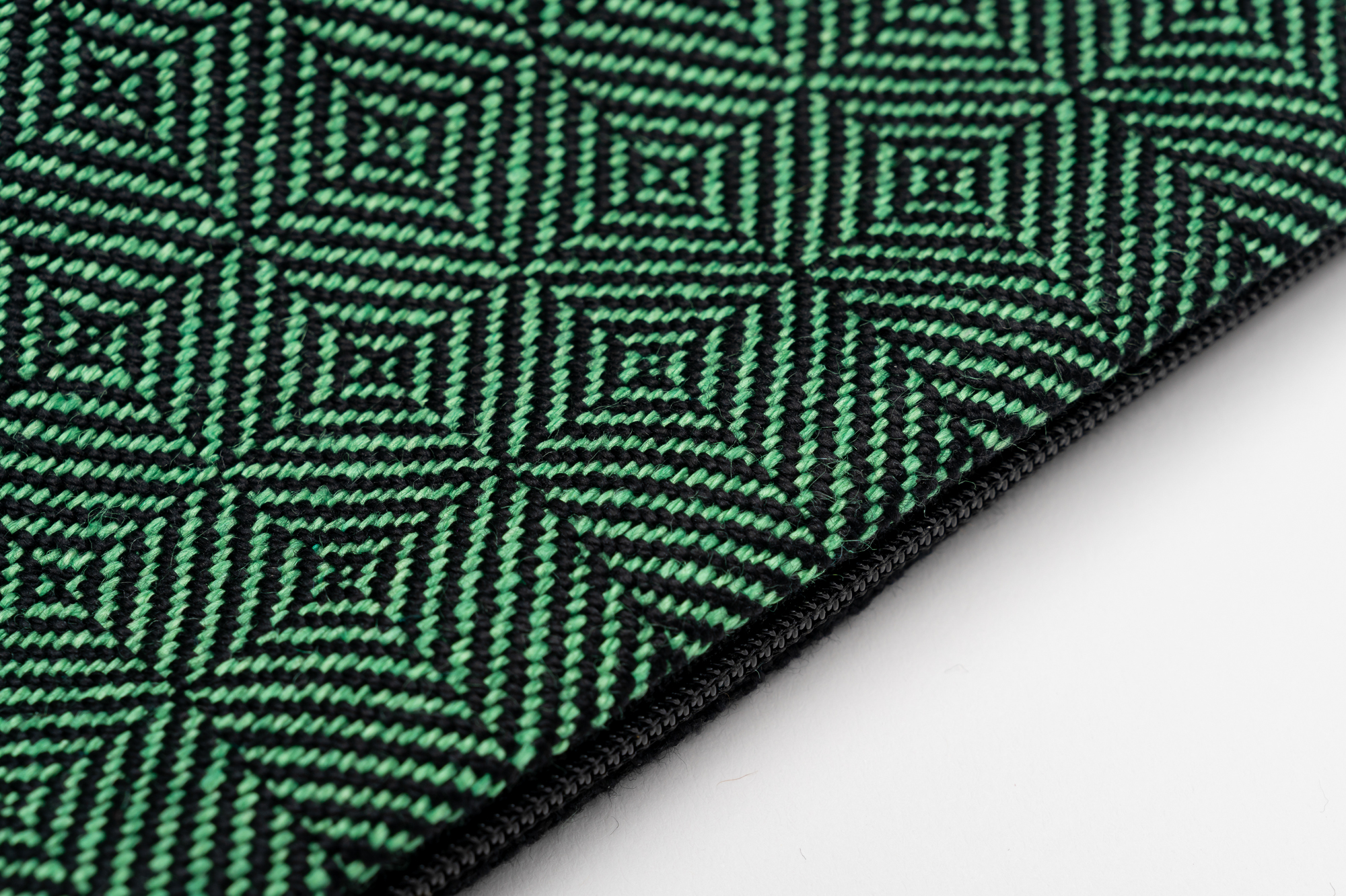 Flora-Etui-Tessanda-Low-Res_YB_6027