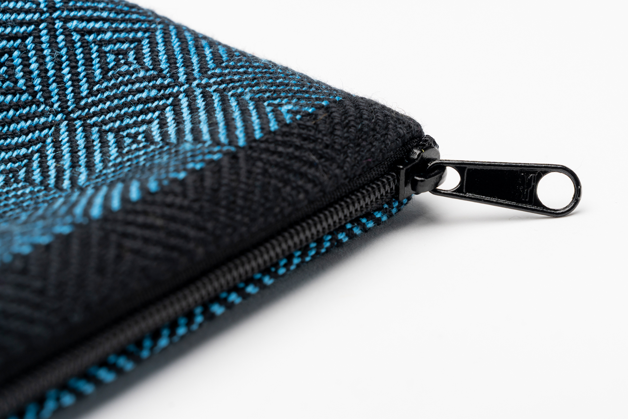 Flora-Etui-Tessanda-Low-Res_YB_6045