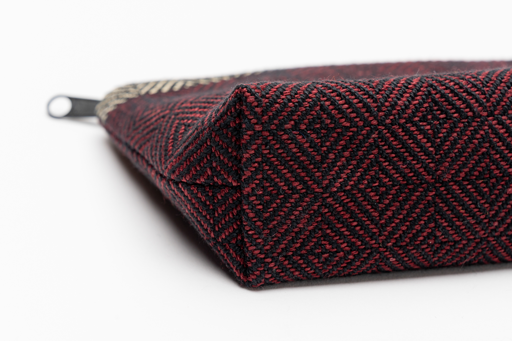 Flora-Etui-Tessanda-Low-Res_YB_6080