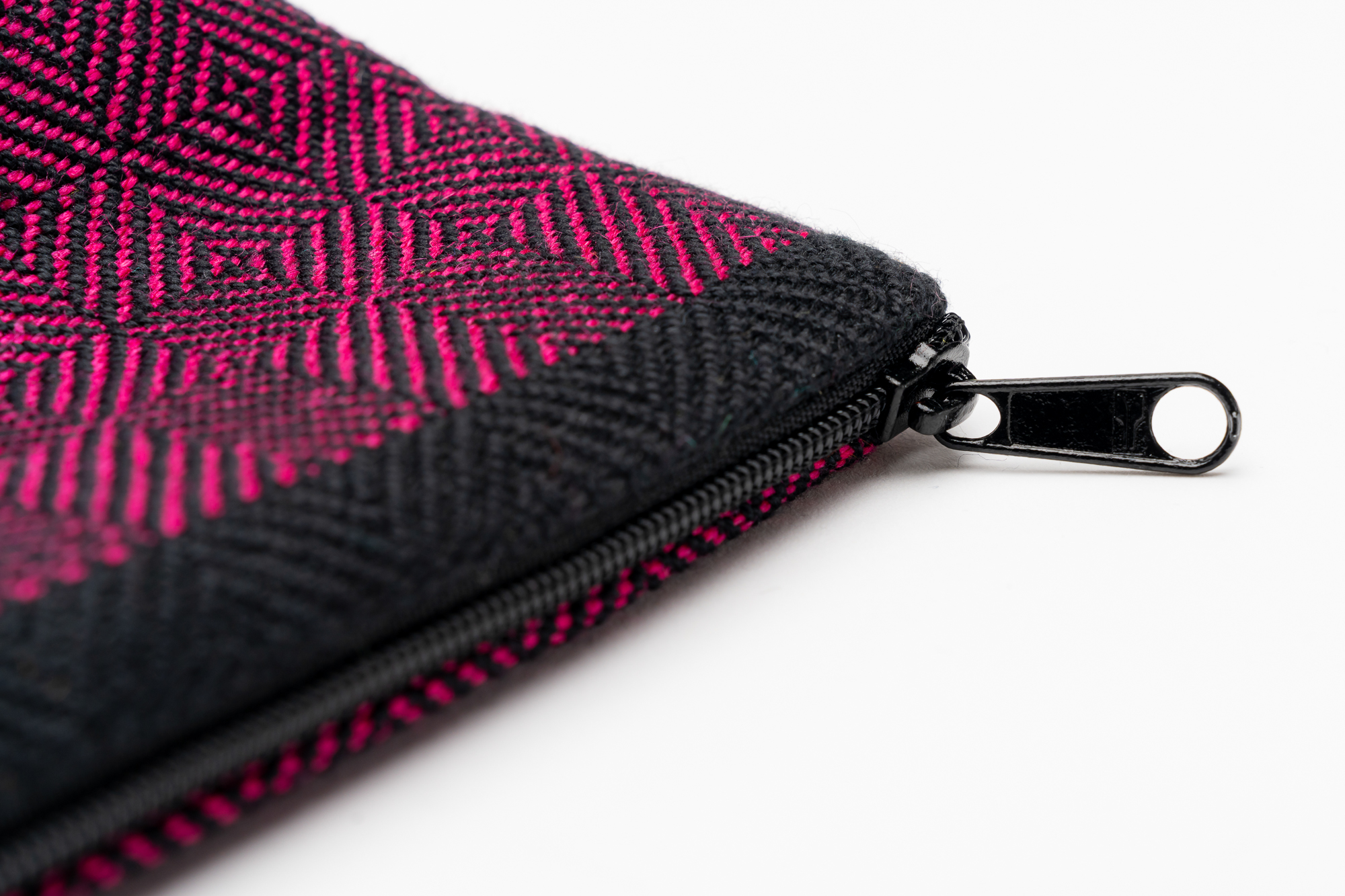 Flora-Etui-Tessanda-Low-Res_YB_6091