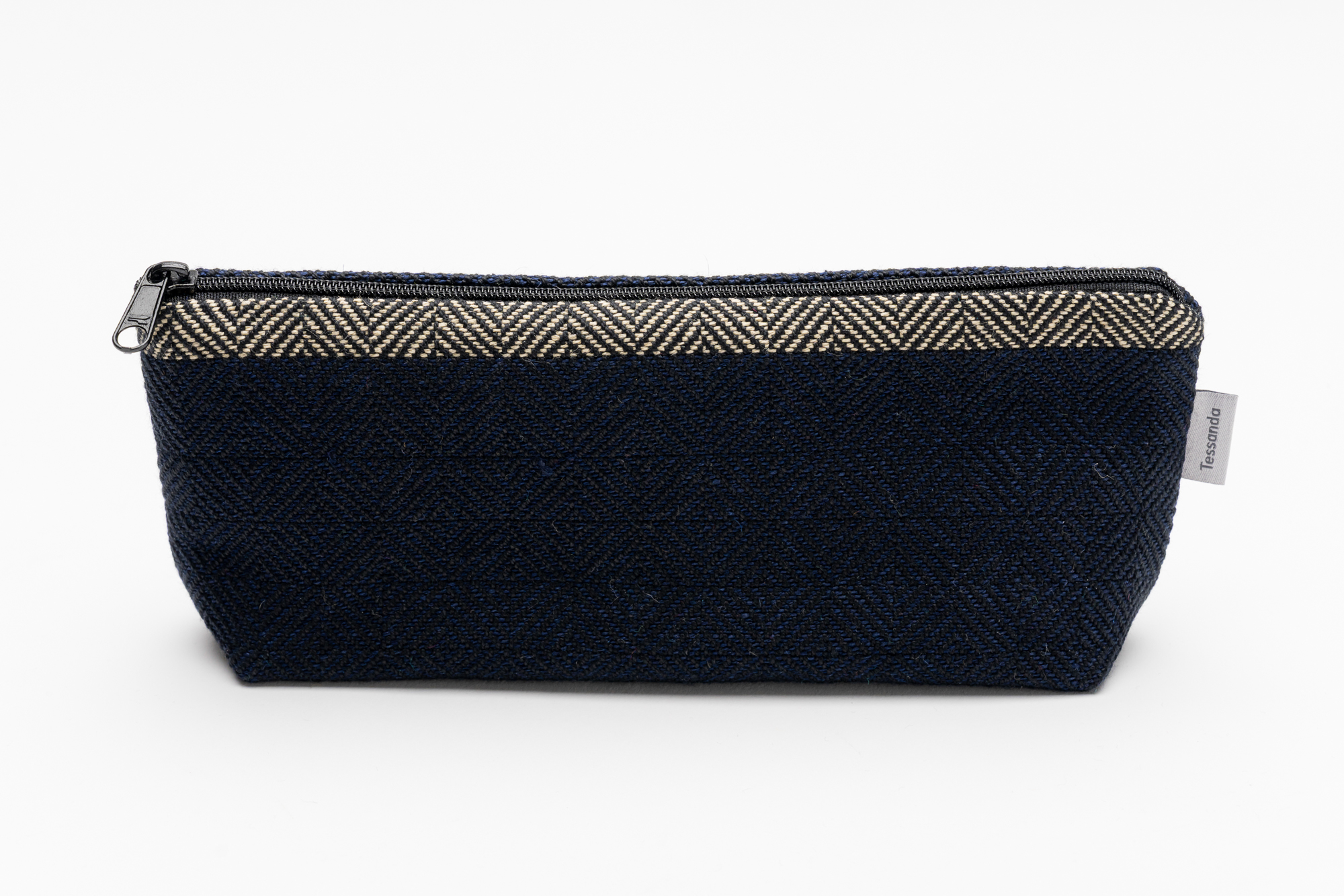 Flora-Etui-Tessanda-Low-Res_YB_6099