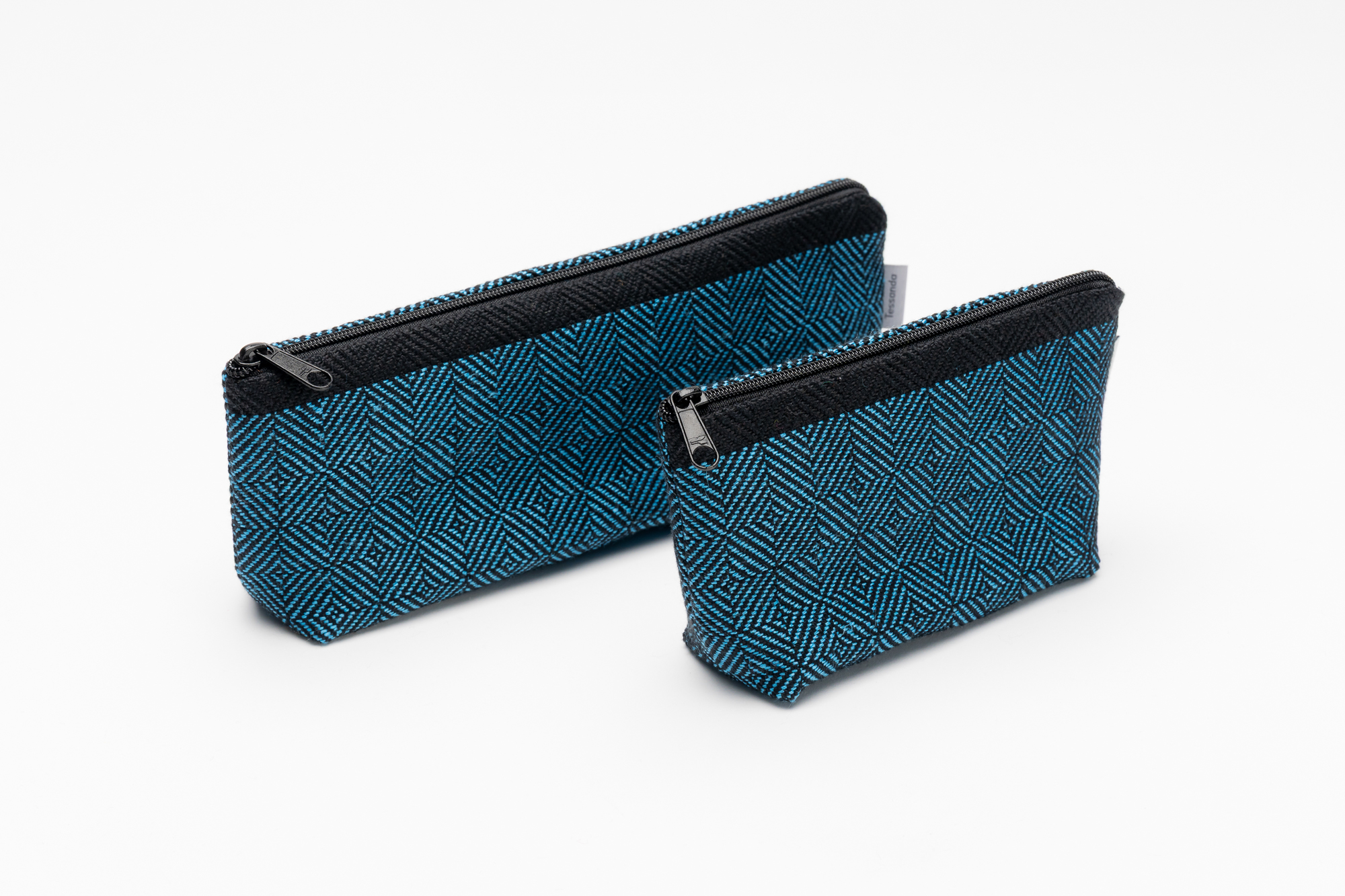 Flora-Flavia-Etui-Tessanda-Low-Res_YB_6154