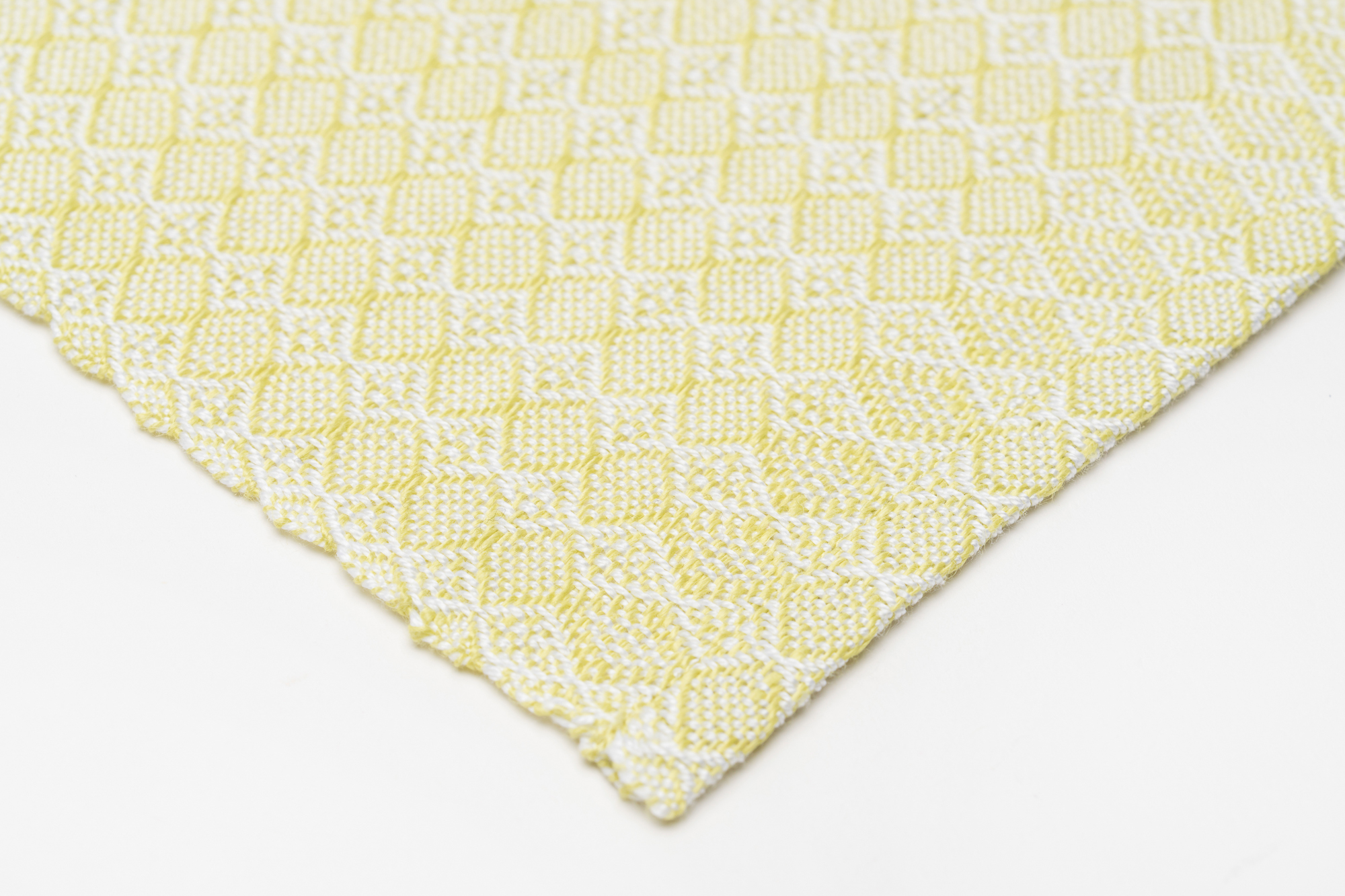 Trais-Giavueschs-Serviette-Kiwi-Low-Res-03